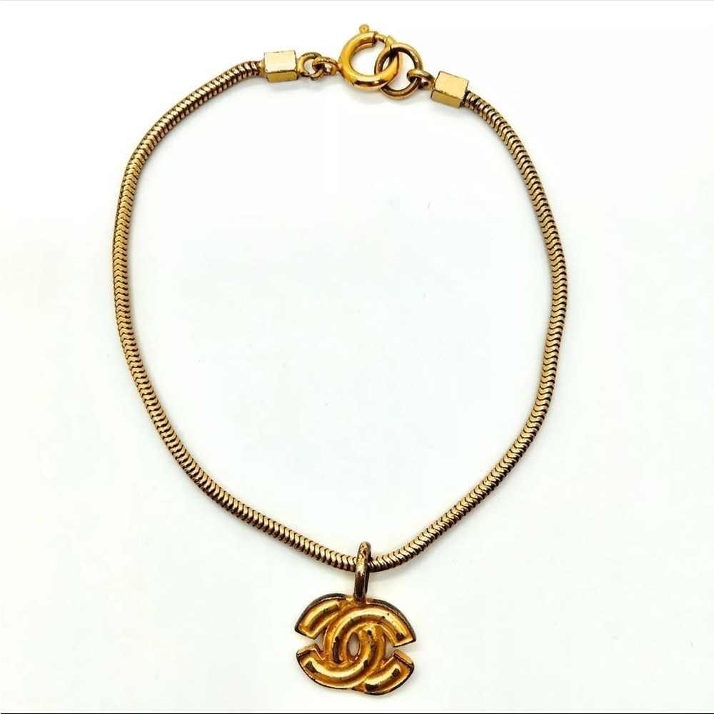 Coco Chanel Bracelet - Picture 3 of 11